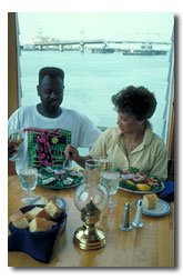 couple eating seafood